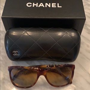 Chanel Polarized Tortoise Shell sunglasses